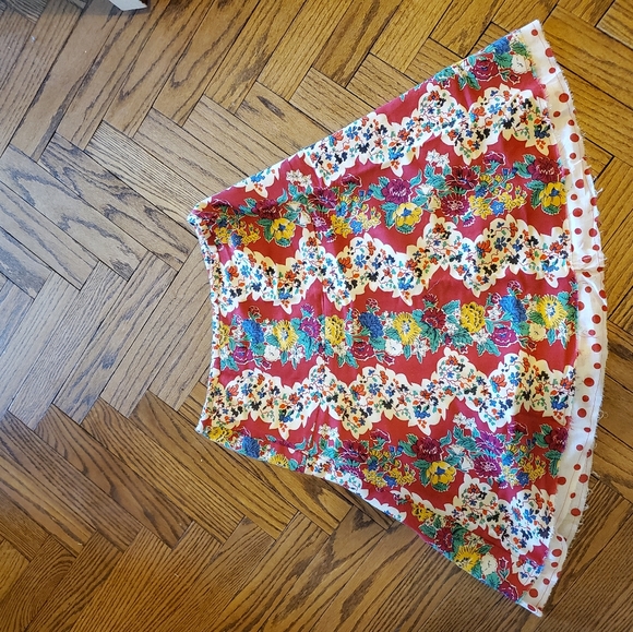 DEMA tailored skirt - Picture 2 of 4